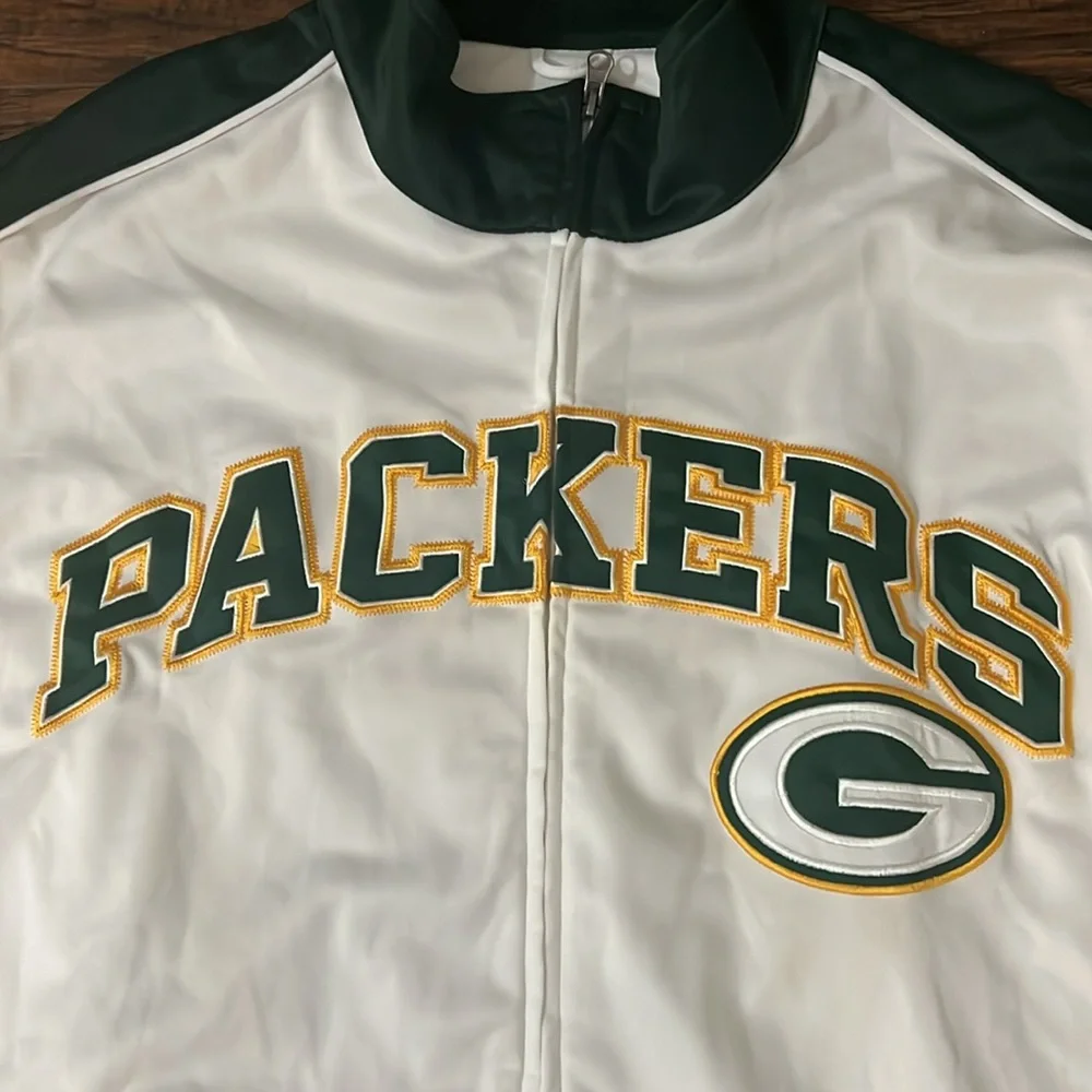 Green Bay Packers Embroidered NFL jacket - Picture 6 of 10
